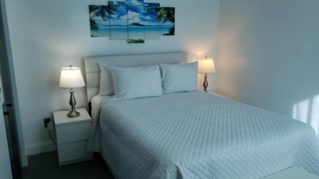 Castle Beach Club Apartments Miami Beach Room photo